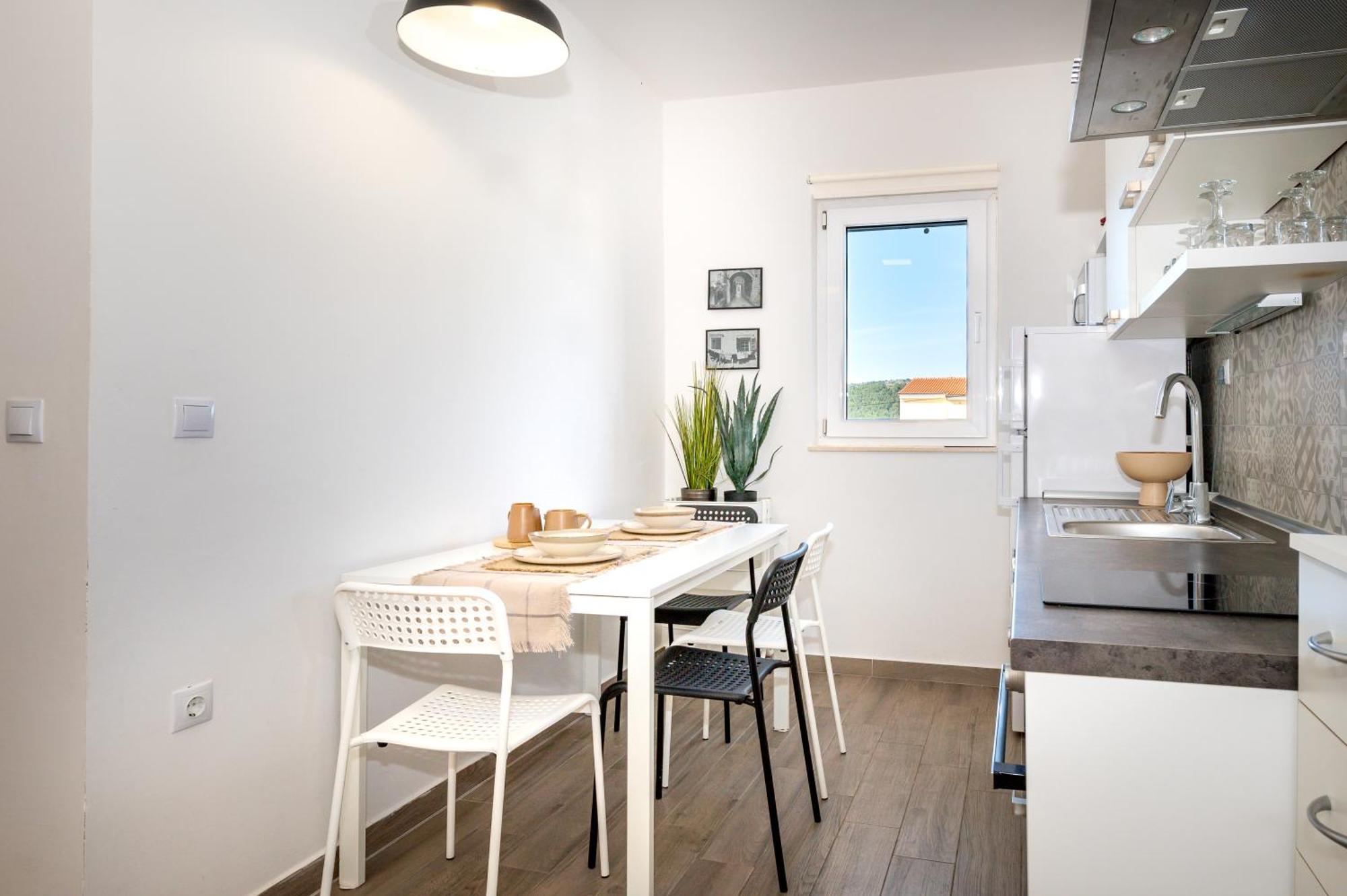 Ojra New Apartment With Seaview Шибеник Екстер'єр фото